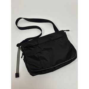 Tumi T Tech Black Nylon Messenger Bag Laptop Bag Adjustable Strap Travel Career